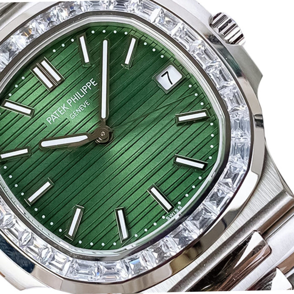 Patek Philippe 5711/1A-014 Nautilus Green Dial 40mm Stainless Steel Automatic