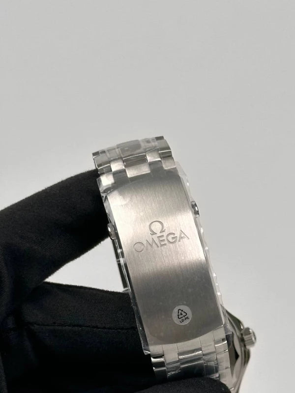 Omega Seamaster Diver 300m coaxial master timer 42mm watch