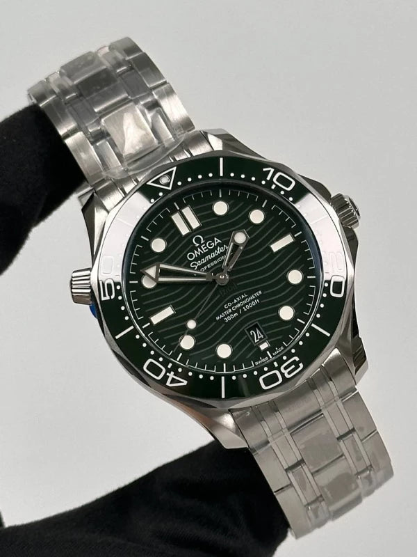 Omega Seamaster Diver 300m coaxial master timer 42mm watch