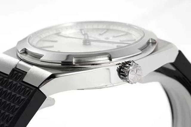 Vacheron Constantin Overseas 4500V Wrist Watch