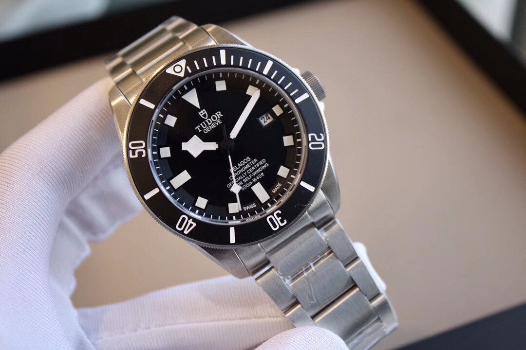 Tudor Pelagos Luminous Men's Mechanical Wrist Watch