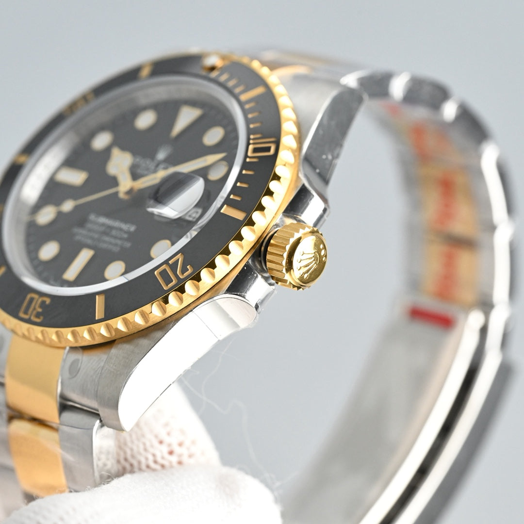 Rolex Submariner Date Wrist Watch