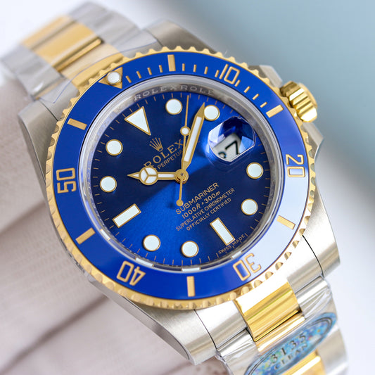 Rolex Perpetual Date Submariner Wrist Watch