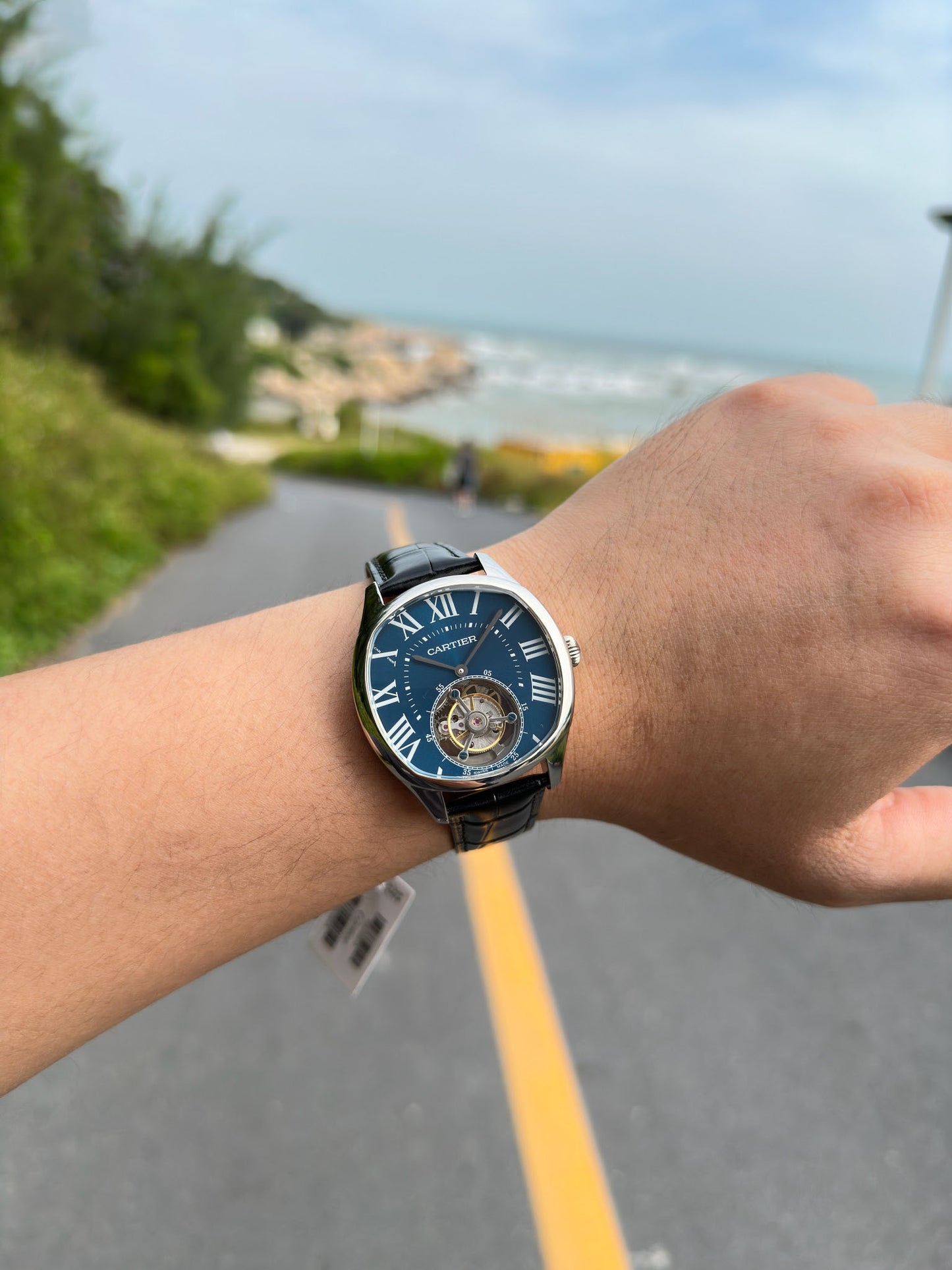 Cartier Rotonde de Cartier series floating tourbillon watch