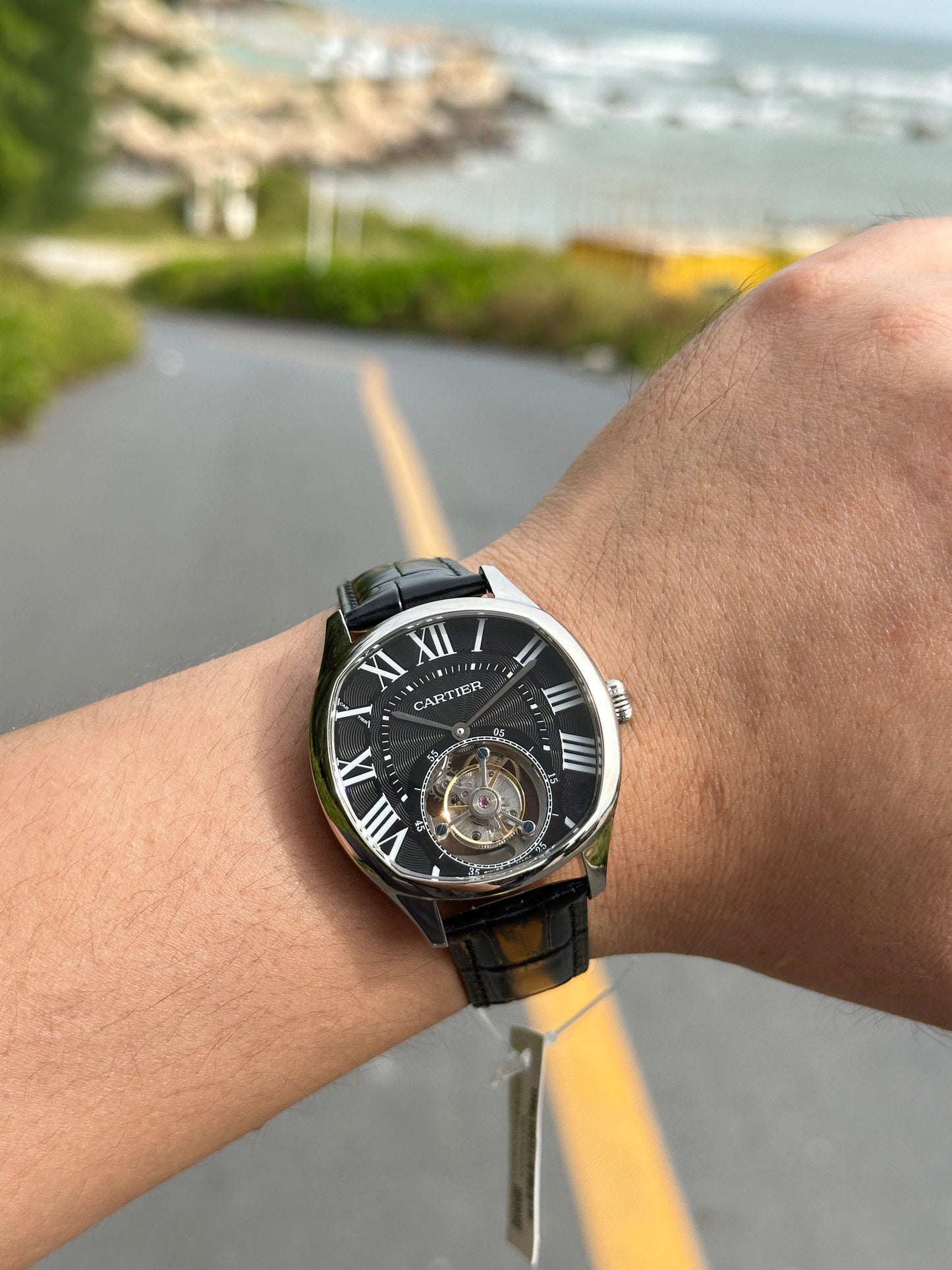Cartier Rotonde de Cartier series floating tourbillon watch