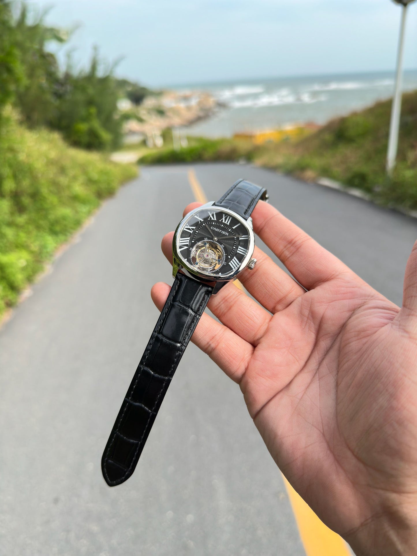 Cartier Rotonde de Cartier series floating tourbillon watch