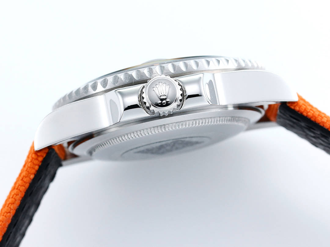 DIW Custom Rolex Submariner Parakeet Wrist Watch