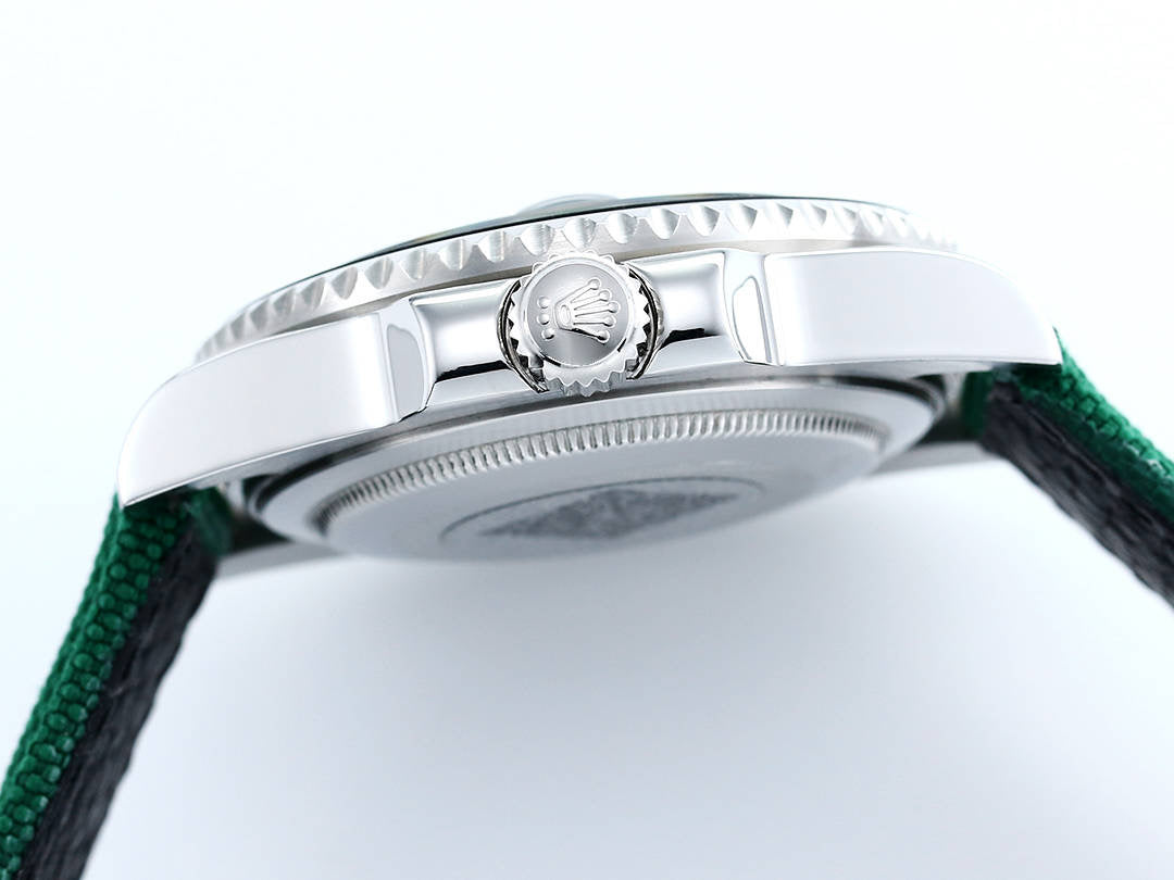 DIW Custom Rolex Submariner Parakeet Wrist Watch