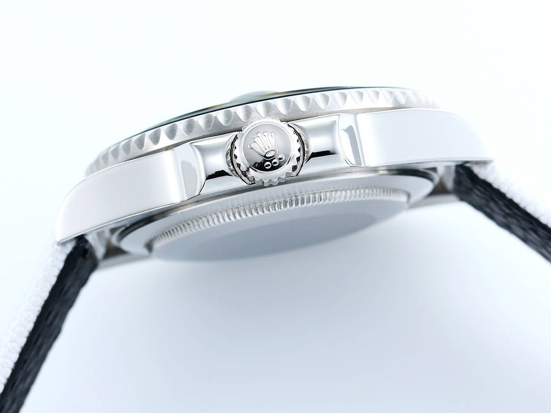 DIW Custom Rolex Submariner Parakeet Wrist Watch