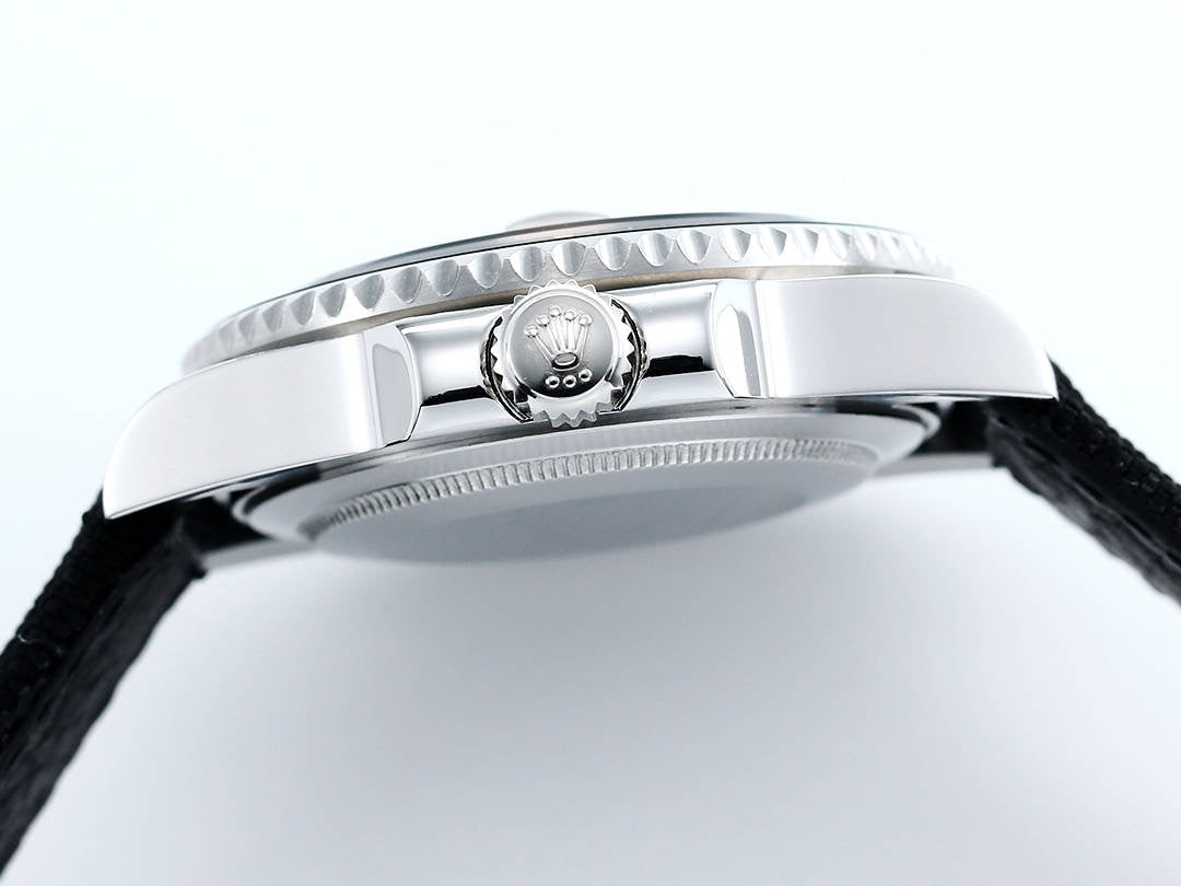 DIW Custom Rolex Submariner Parakeet Wrist Watch