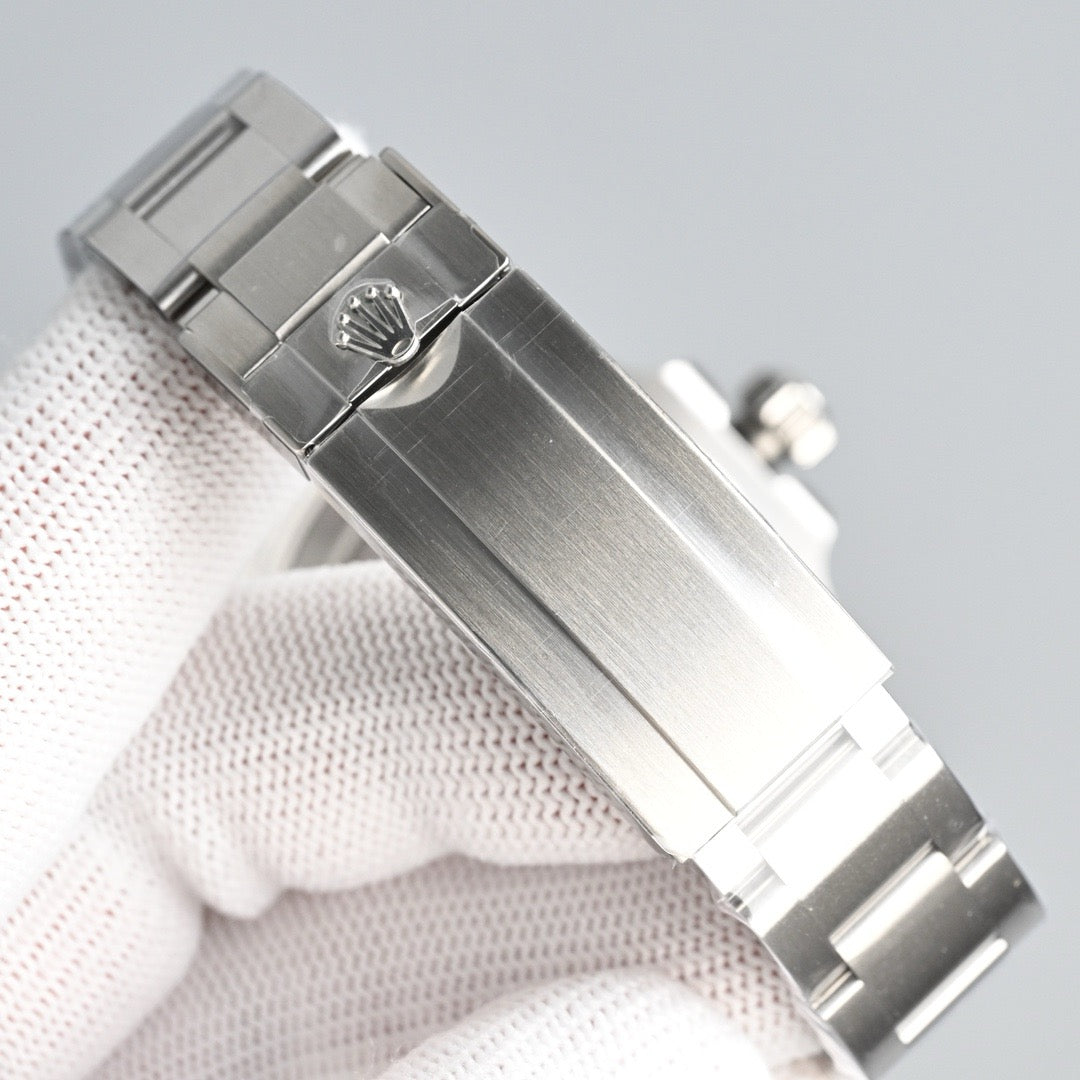 Rolex Submariner Date Wrist Watch