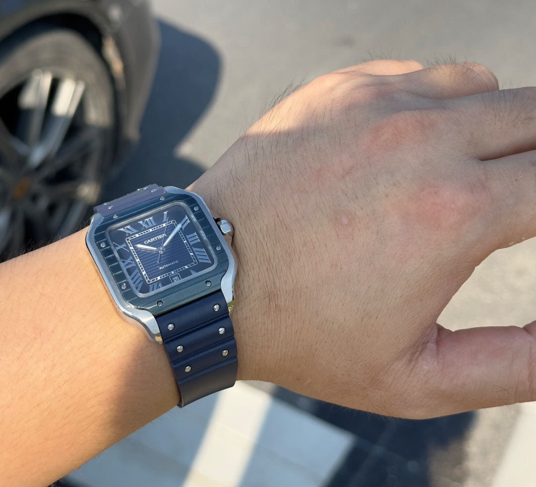 Cartier SANTOS series leather strap wristwatch