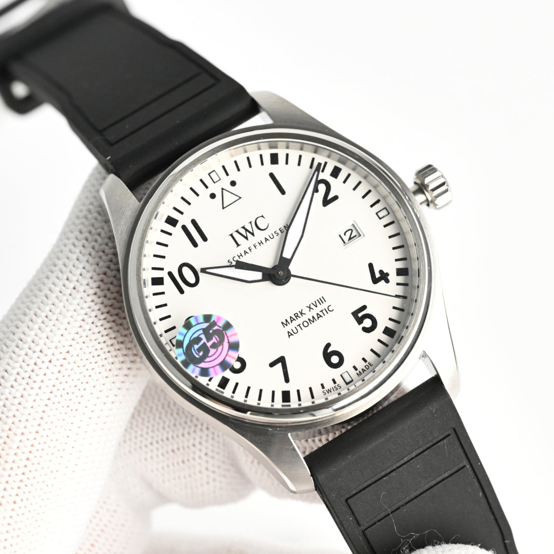 IWC PILOT'S WATCHES Mercedes-AMG PETRONAS Formula One™ Team IW328210