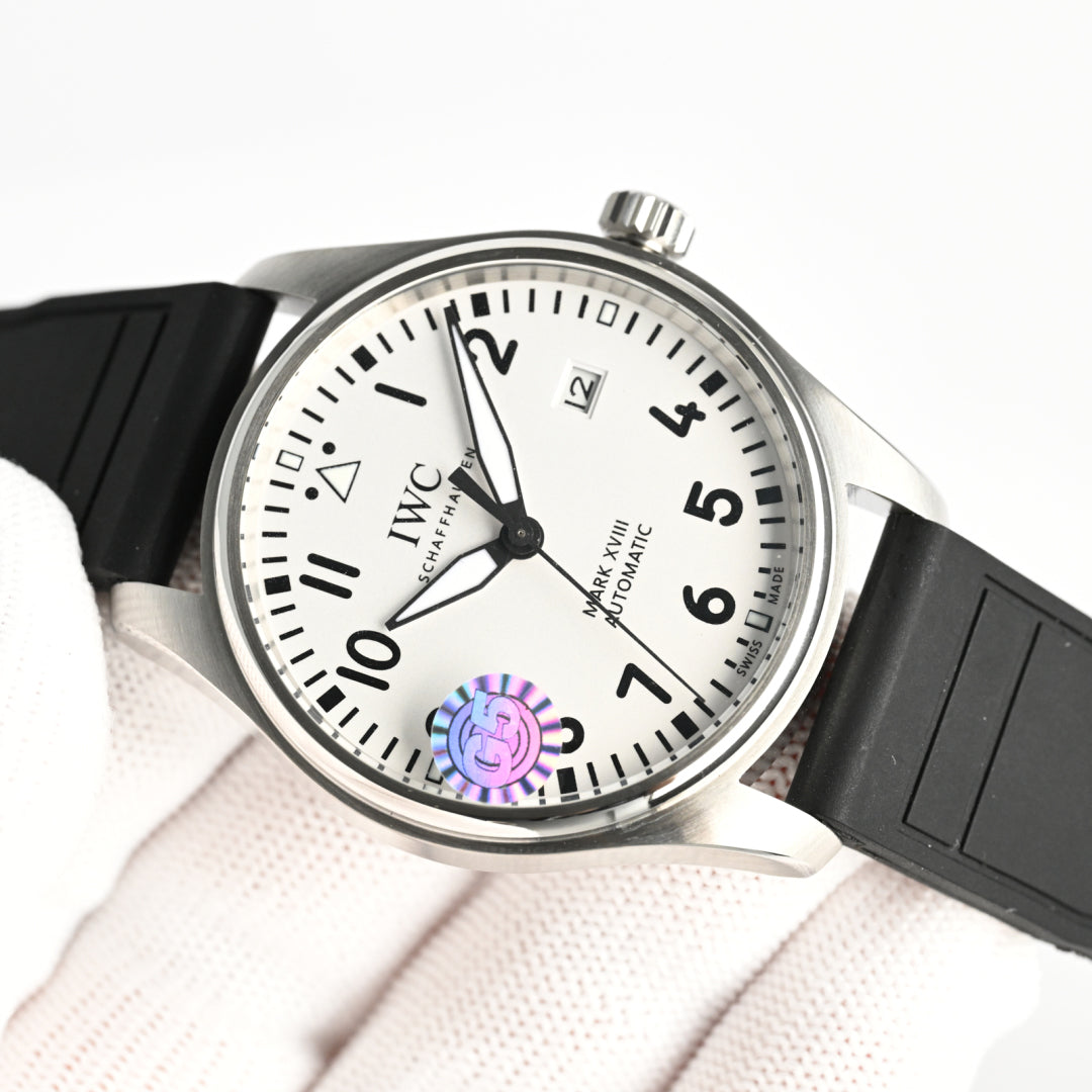 IWC PILOT'S WATCHES Mercedes-AMG PETRONAS Formula One™ Team IW328210