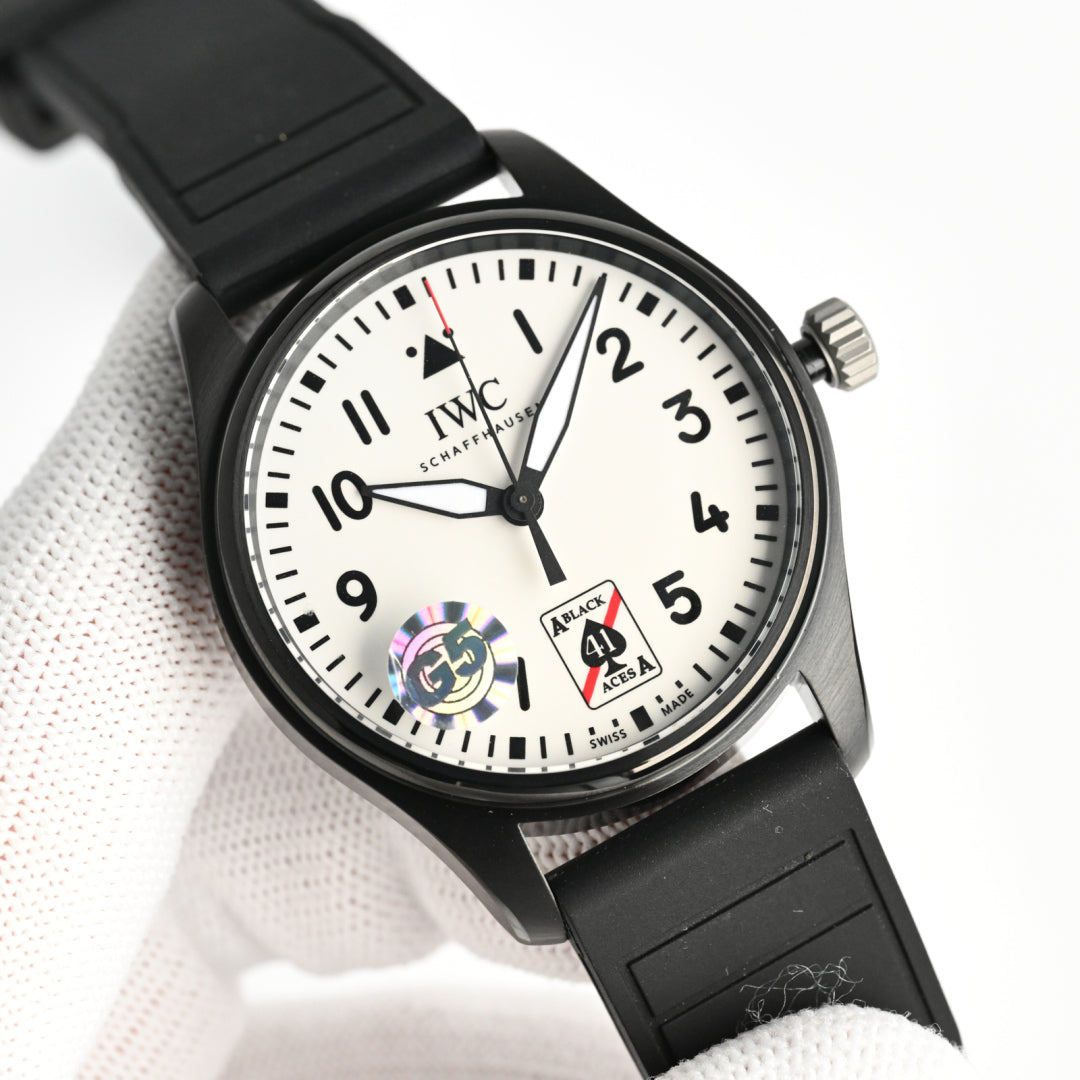 IWC PILOT'S WATCHES Mercedes-AMG PETRONAS Formula One™ Team IW328210