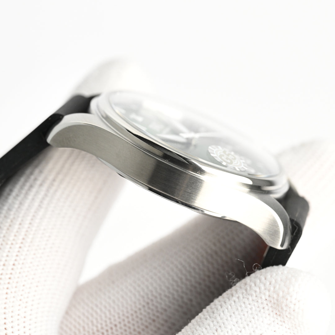 IWC PILOT'S WATCHES Mercedes-AMG PETRONAS Formula One™ Team IW328210