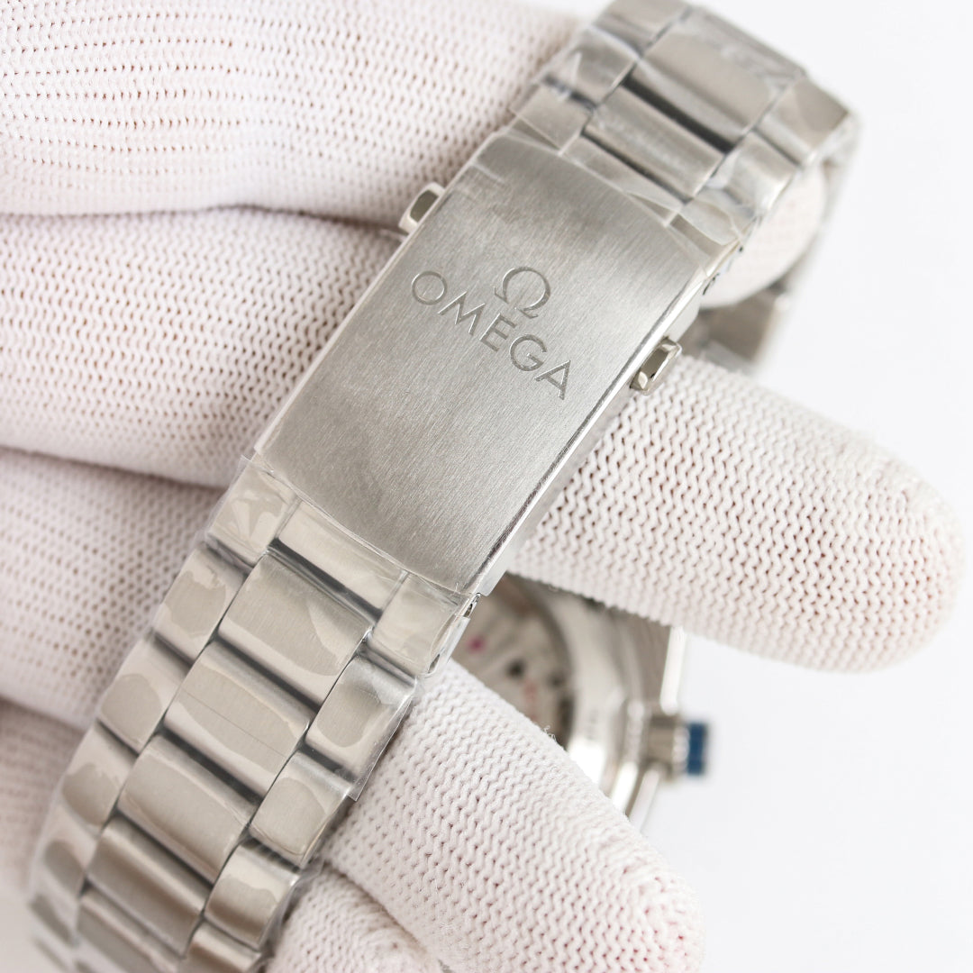 Omega Seamaster Universe Men's Chronograph Watch