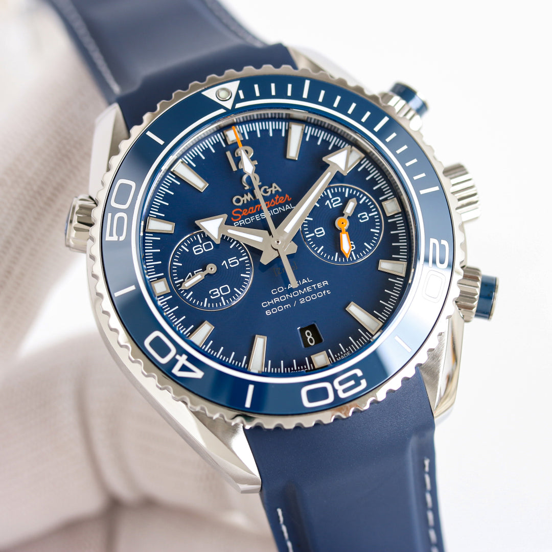Omega Seamaster Universe Men's Rubber Strap Watch