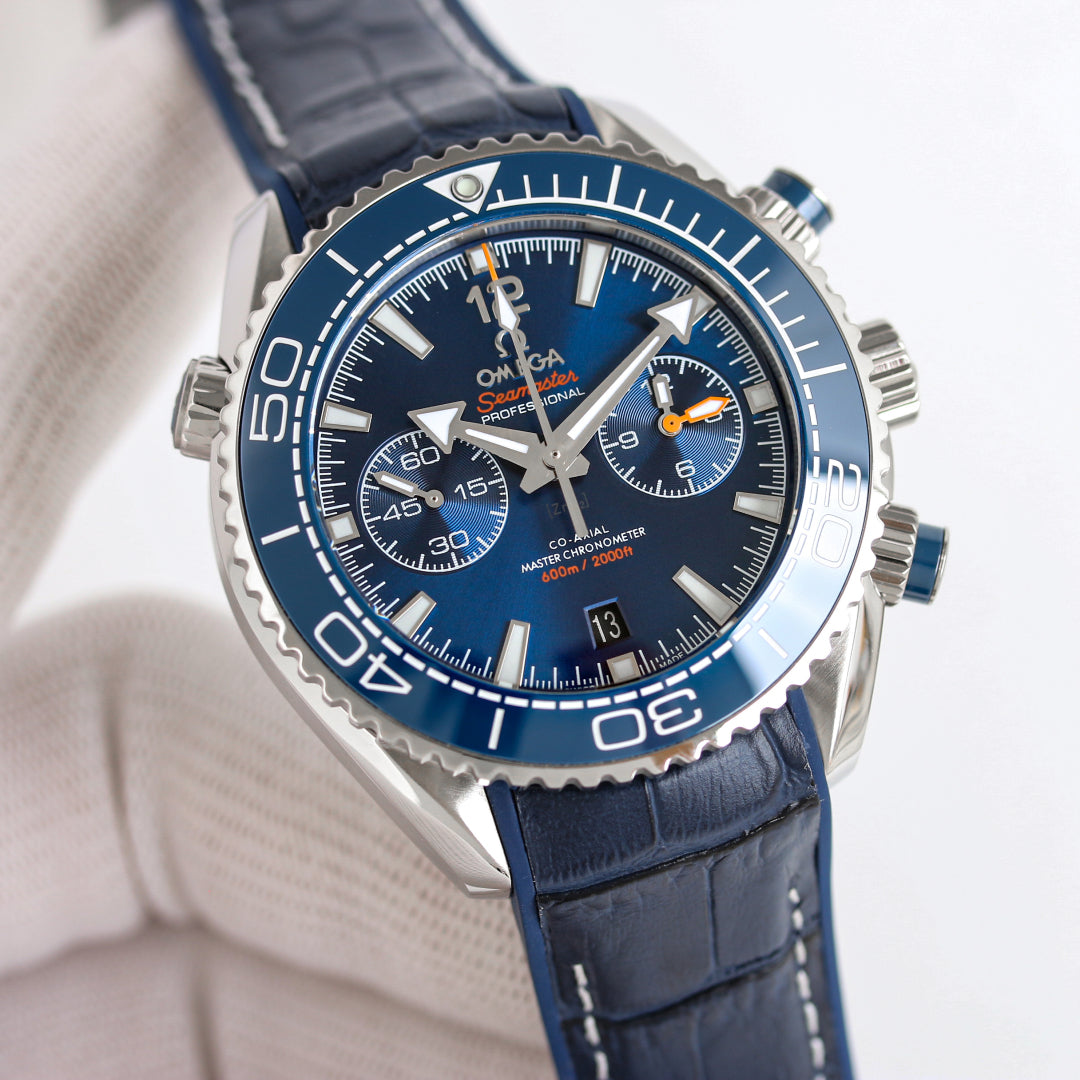Omega Seamaster Universe Men's Rubber Strap Watch