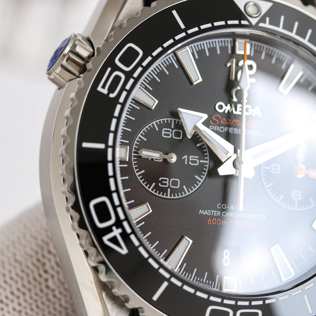Omega Seamaster Universe Men's Chronograph Watch