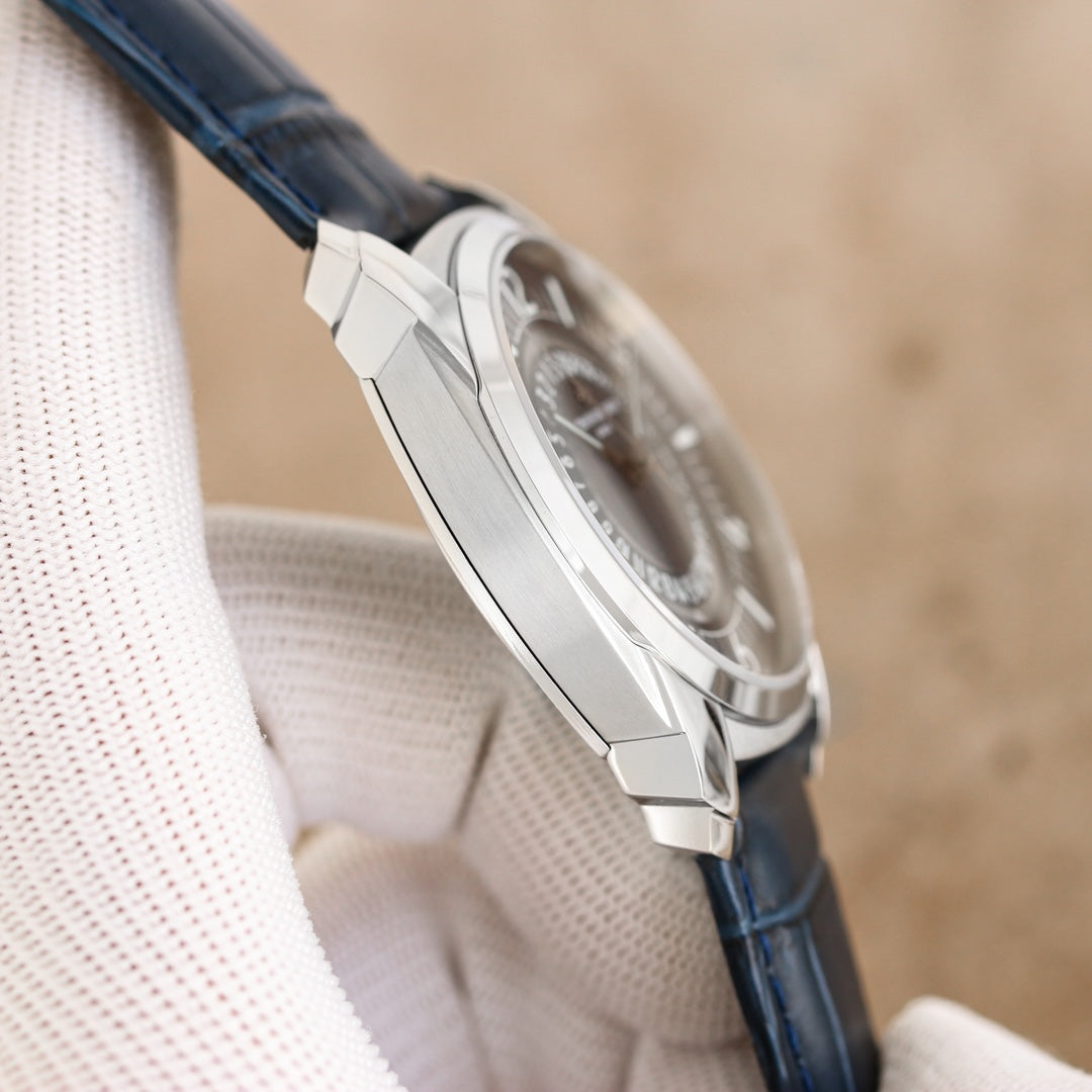 Vacheron Constantin Quai de l'Ile 4500S/000A-B364 Classic Wrist Watch