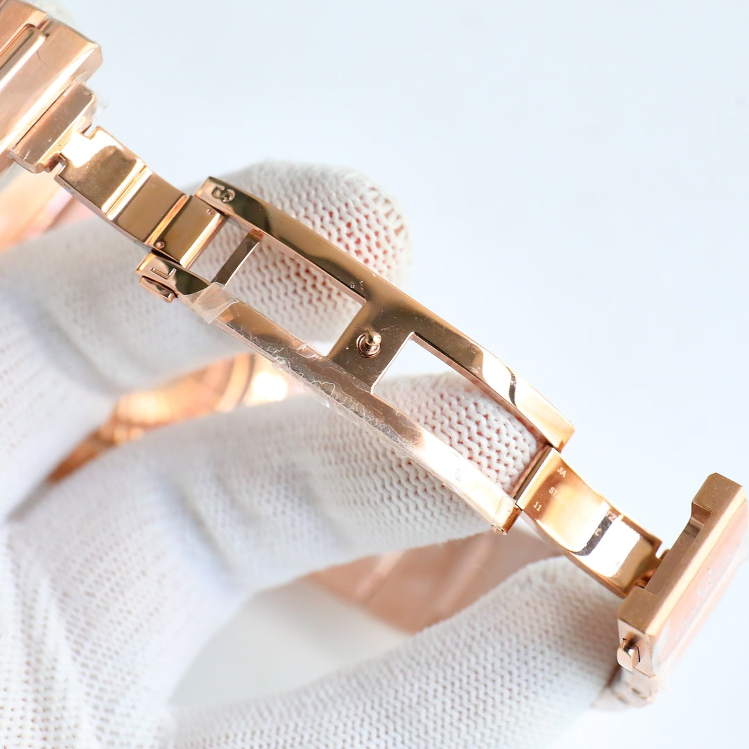 Omega Seat Series Metal Strap Watch