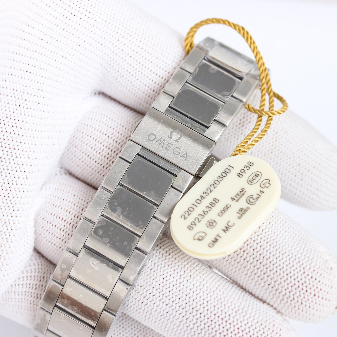 Omega Seamaster Classic Metal Strap Watch