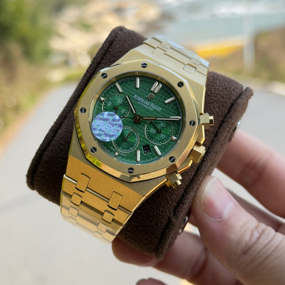 Audemars Piguet Royal Oak Chronograph Luminous Wrist Watch