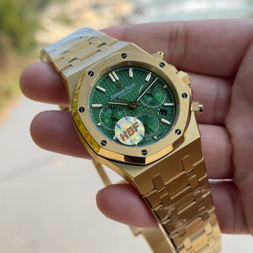 Audemars Piguet Royal Oak Chronograph Luminous Wrist Watch