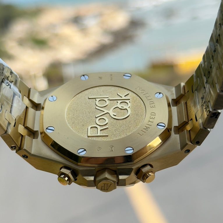 Audemars Piguet Royal Oak Chronograph Luminous Wrist Watch