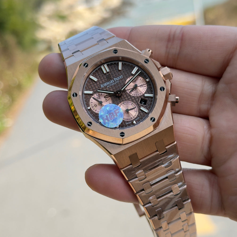 Audemars Piguet Royal Oak Chronograph Luminous Wrist Watch
