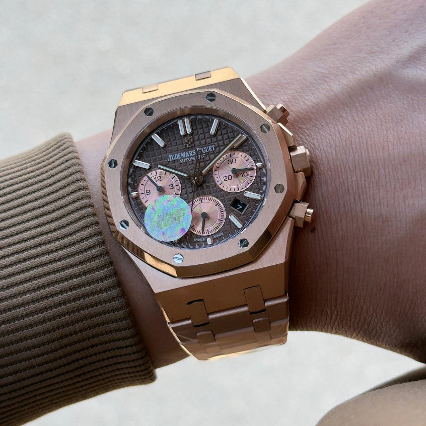 Audemars Piguet Royal Oak Chronograph Luminous Wrist Watch