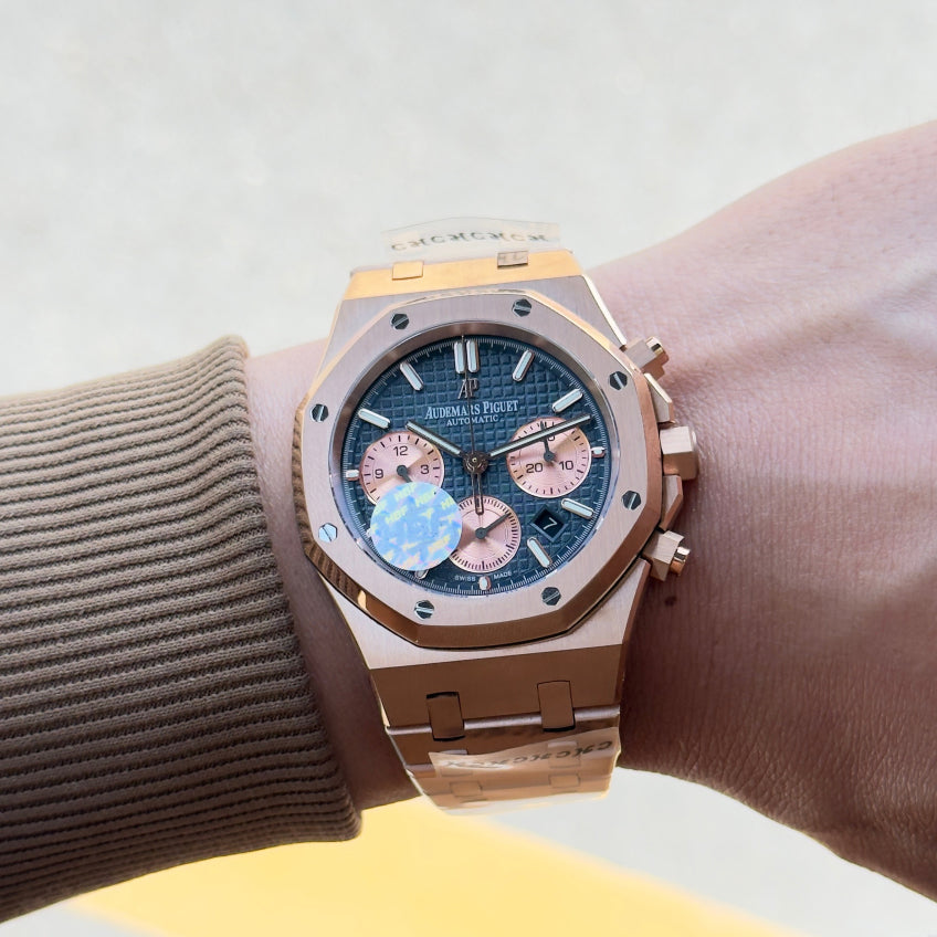 Audemars Piguet Royal Oak Chronograph Luminous Wrist Watch