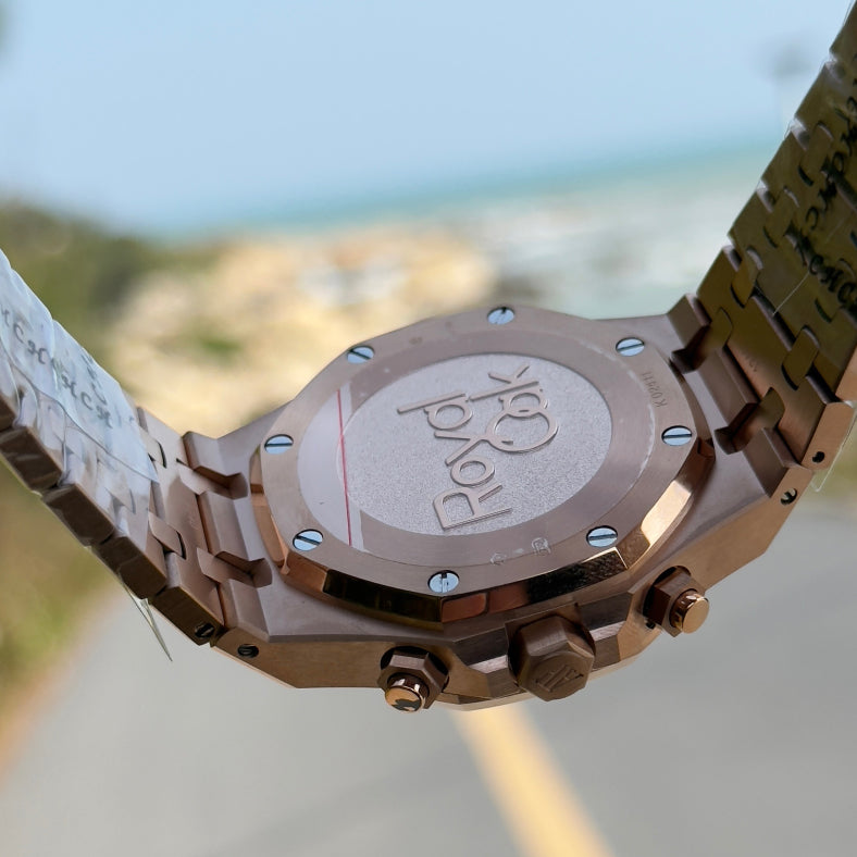 Audemars Piguet Royal Oak Chronograph Luminous Wrist Watch
