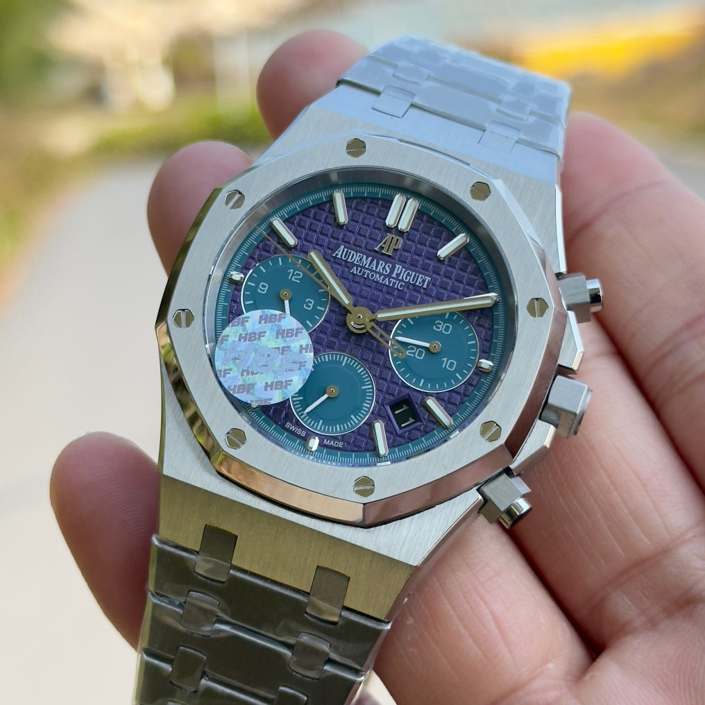 Audemars Piguet Royal Oak Chronograph Luminous Wrist Watch