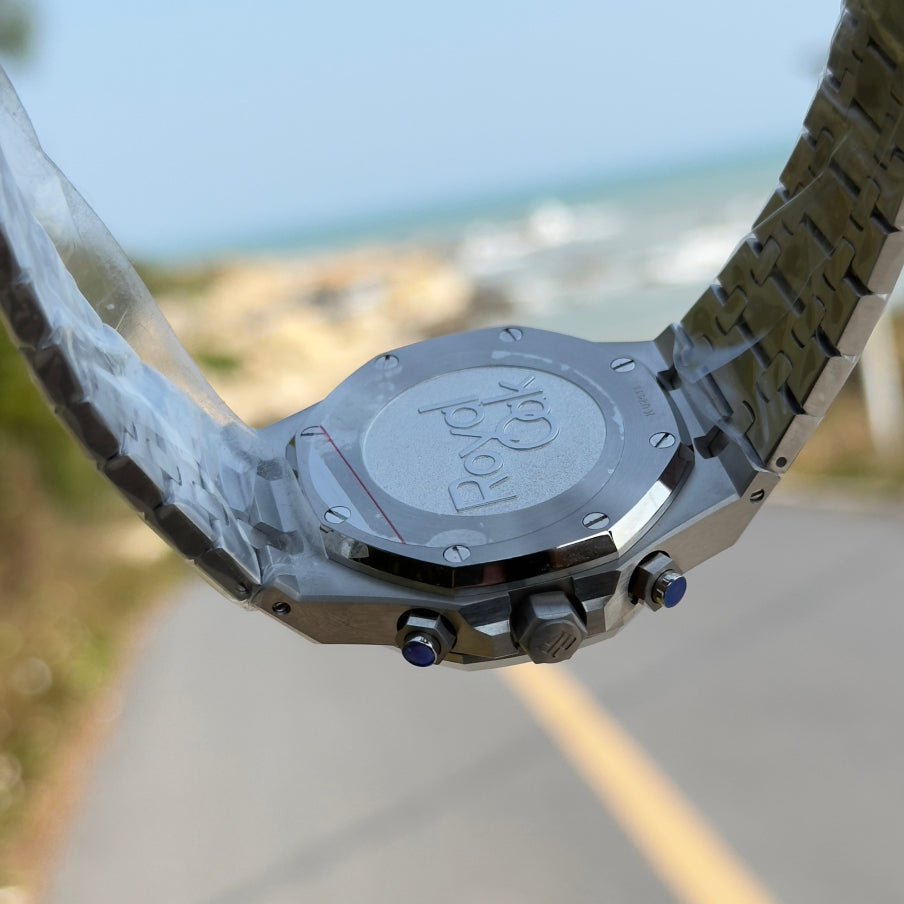 Audemars Piguet Royal Oak Chronograph Luminous Wrist Watch