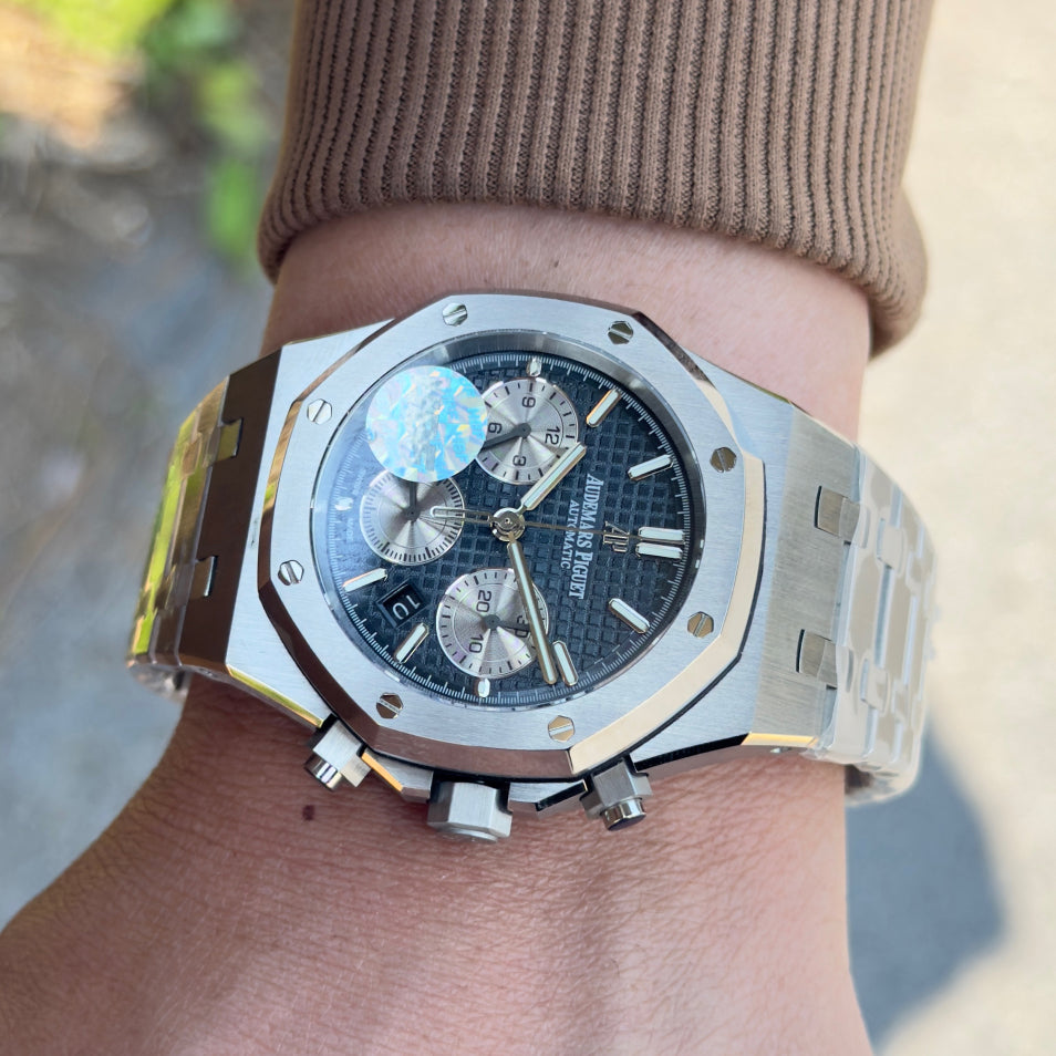 Audemars Piguet Royal Oak Chronograph Luminous Wrist Watch