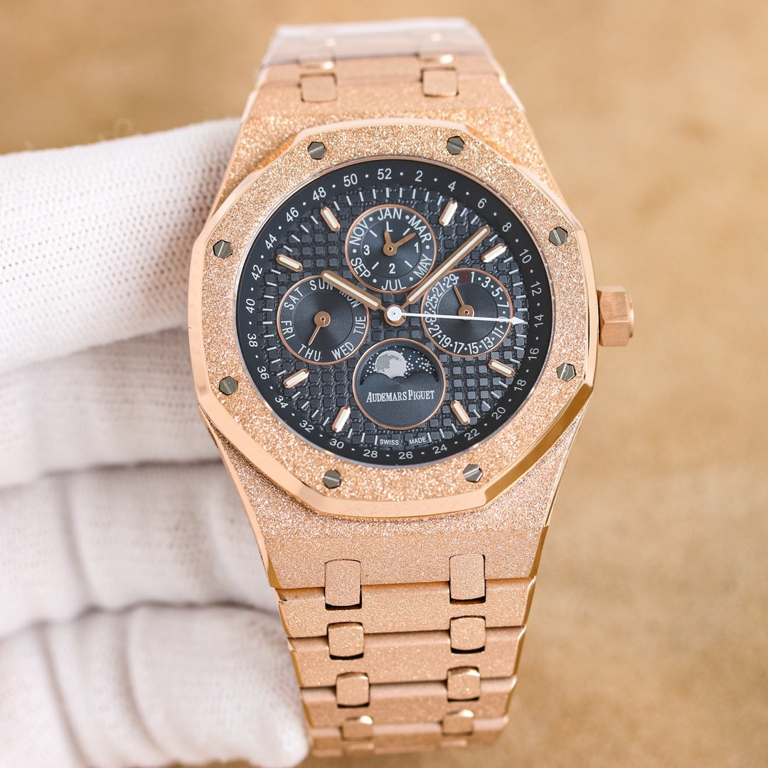 Audemars Piguet Royal Oak Frosted Gold Wrist Watch