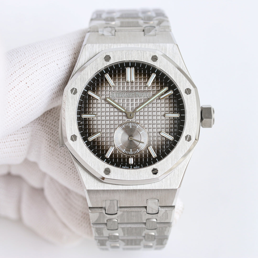 Audemars Piguet Royal Oak 42mm Men's Wrist Watch