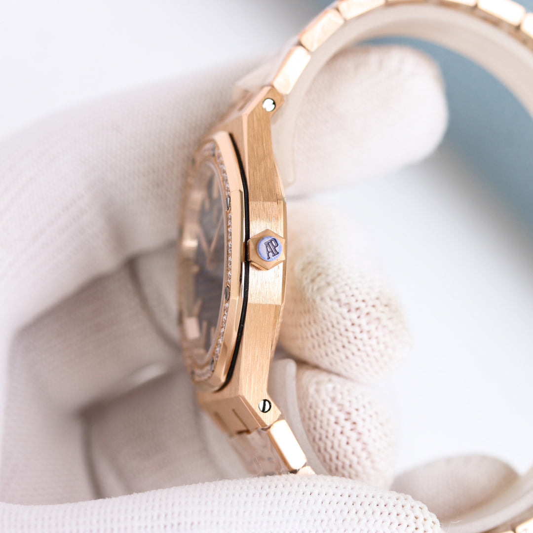 Audemars Piguet Royal Oak 67651OR Women's Wrist Watch