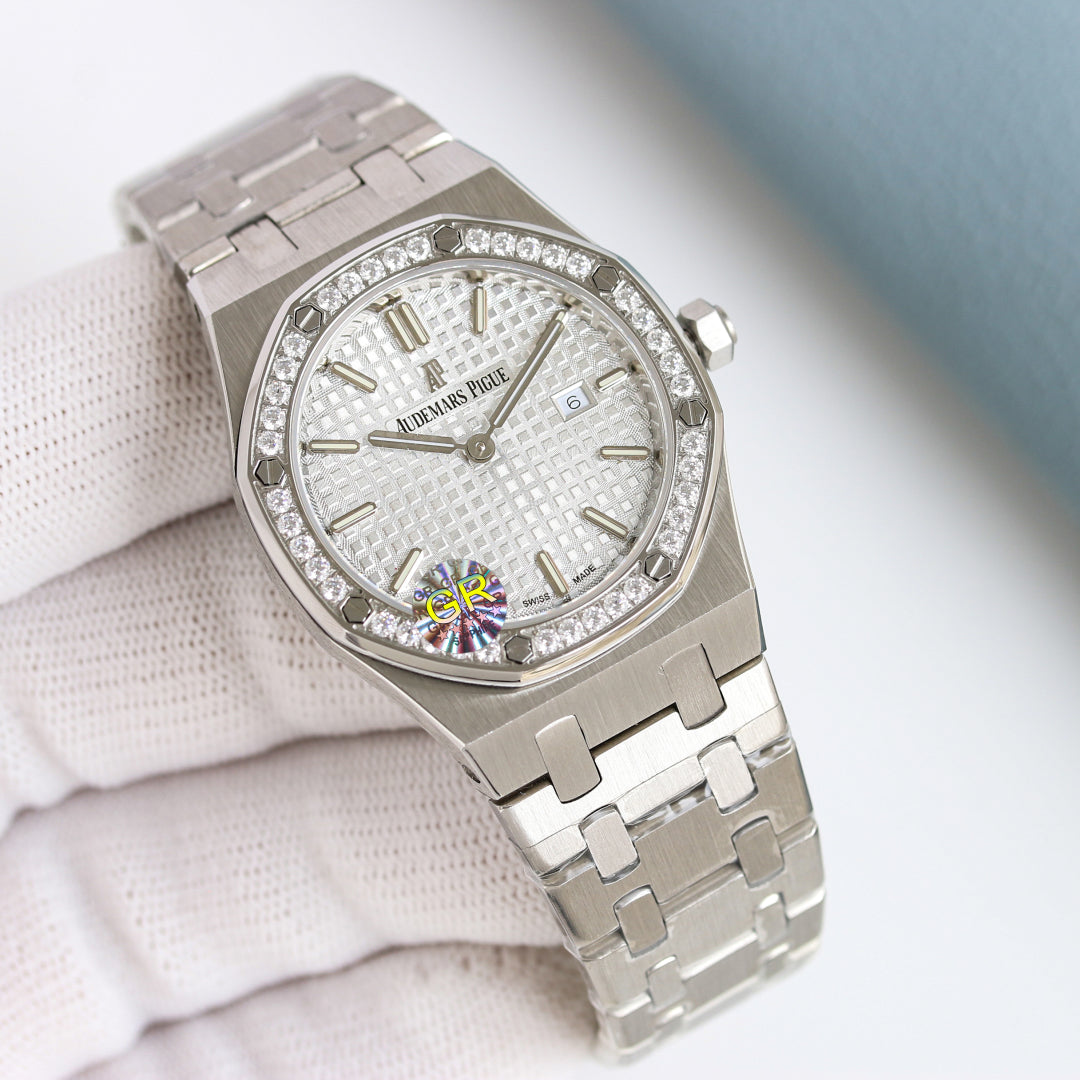 Audemars Piguet Royal Oak 67651OR Women's Wrist Watch