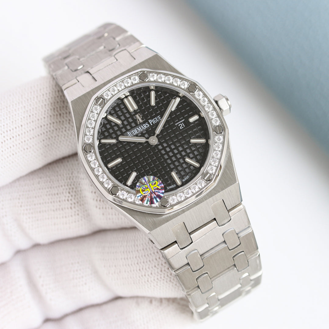Audemars Piguet Royal Oak 67651OR Women's Wrist Watch