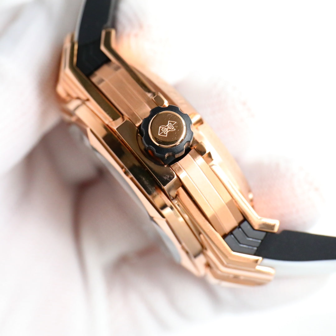 Hublot's brand new tattoo second-generation diamond inlaid watch
