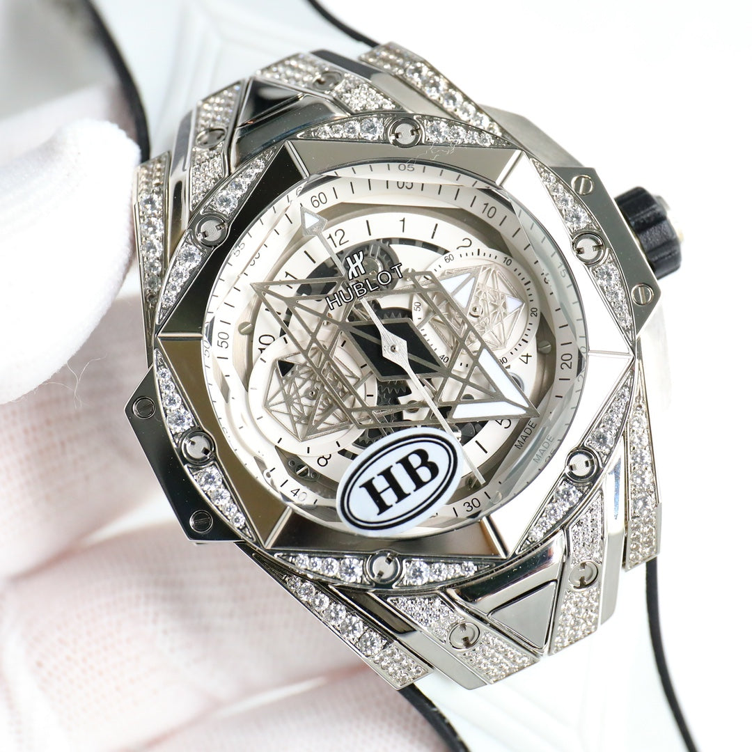Hublot's brand new tattoo second-generation diamond inlaid watch