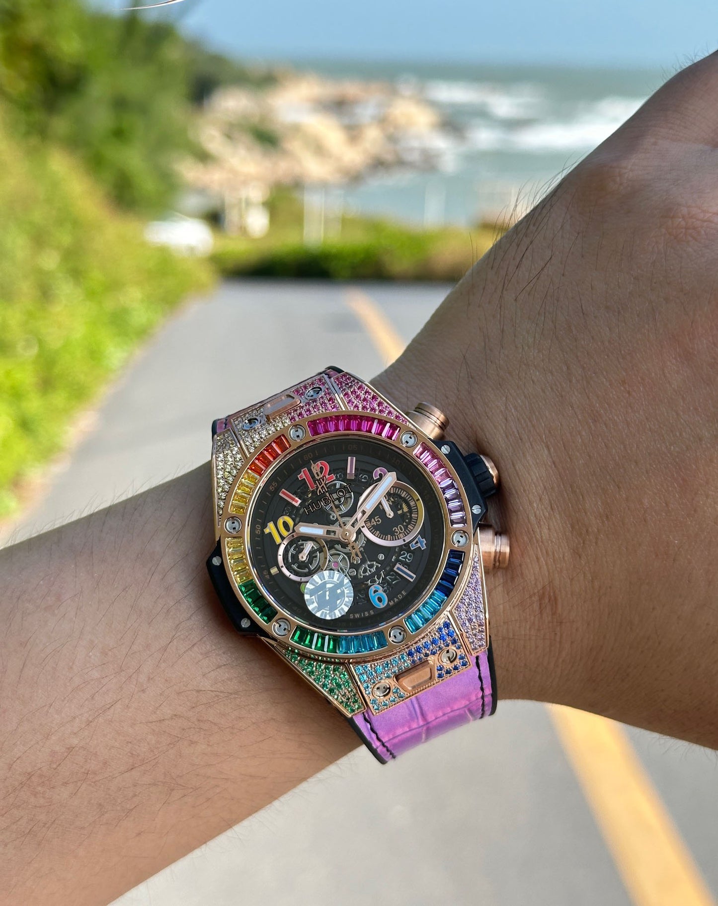 Hublot Big Bang Explosion Element Material Full Diamond Watch