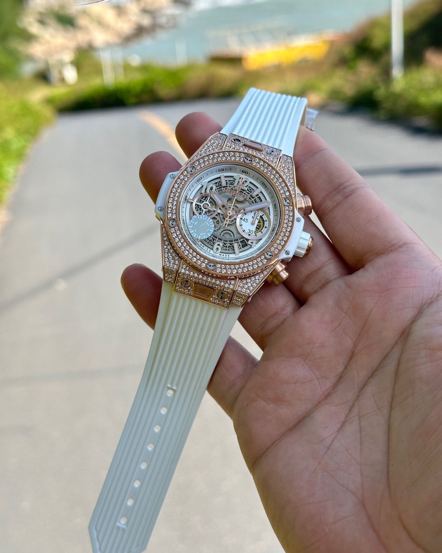 Hublot Big Bang Explosion Element Material Full Diamond Watch