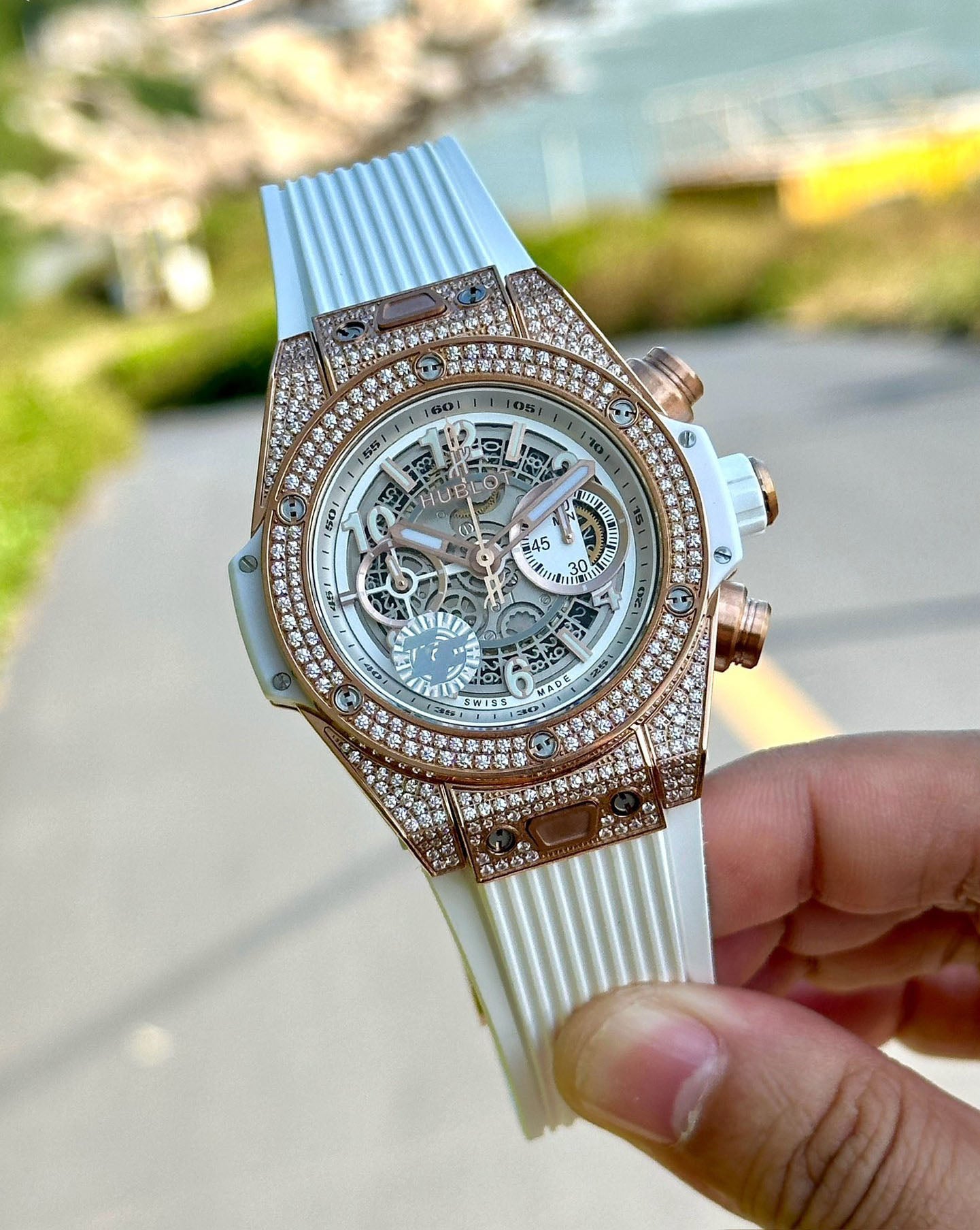 Hublot Big Bang Explosion Element Material Full Diamond Watch