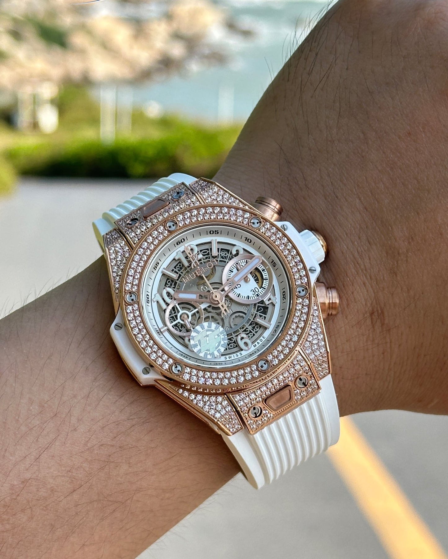 Hublot Big Bang Explosion Element Material Full Diamond Watch