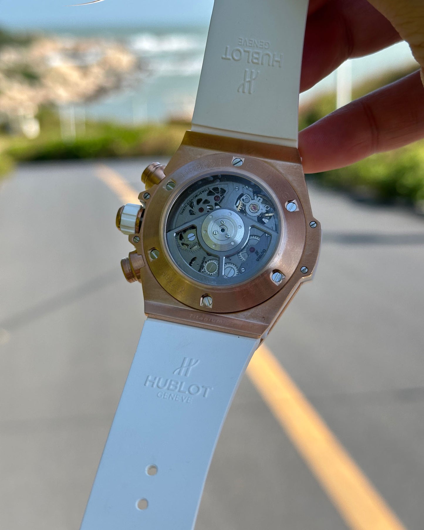 Hublot Big Bang Explosion Element Material Full Diamond Watch