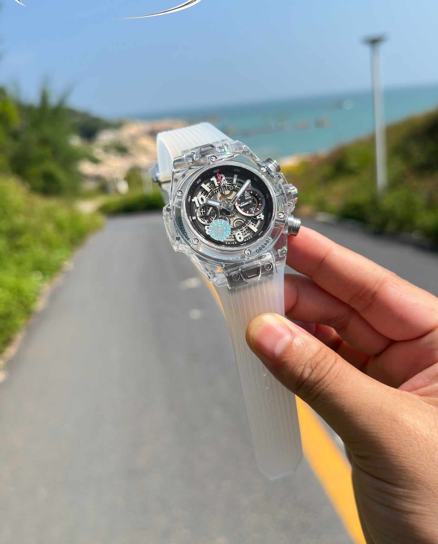 Hublot BIG BANG Classic Series 411.JX.4802.RT "Transparent Watch"